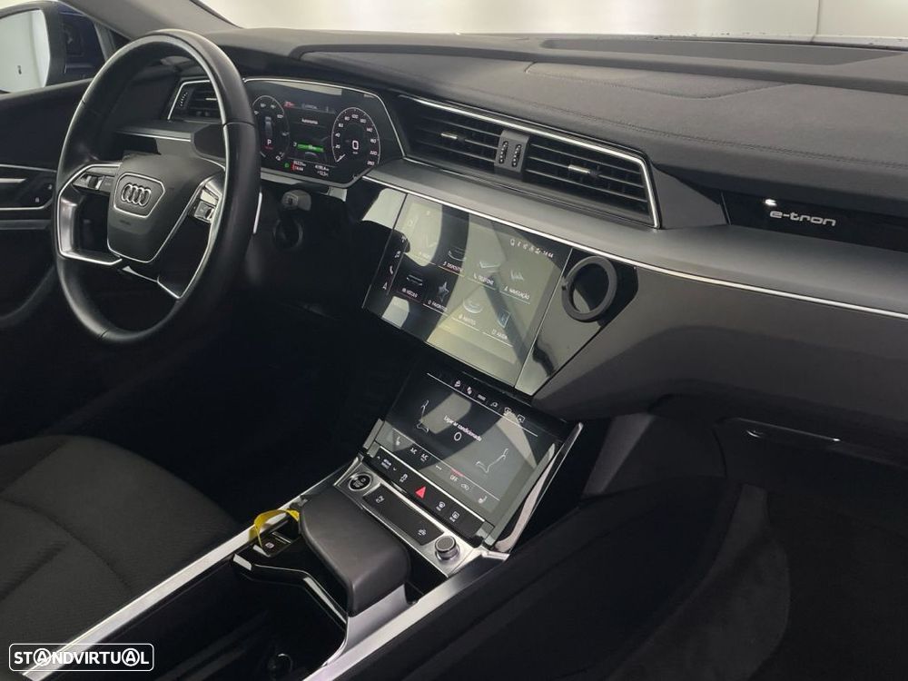 Audi e-tron Sportback 50 quattro - 23