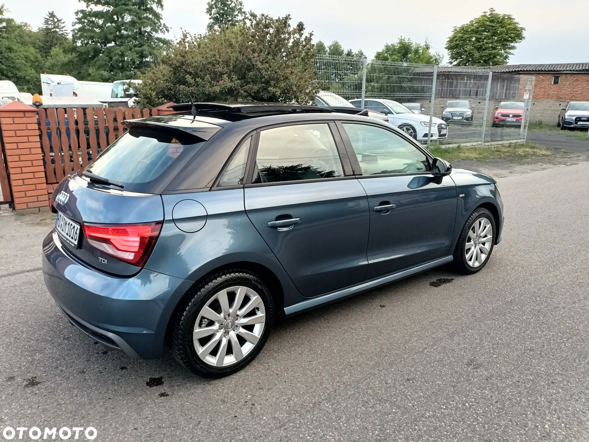 Audi A1 1.6 TDI Sportback S tronic sport - 16