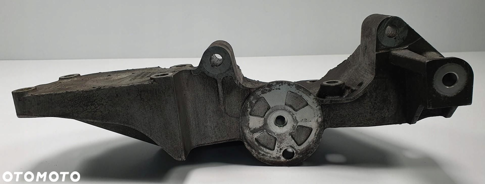 ŁAPA WSPORNIK ALTERNATORA FORD MONDEO MK4 2.0 TDCI 7G9Q-10K018-AA - 2