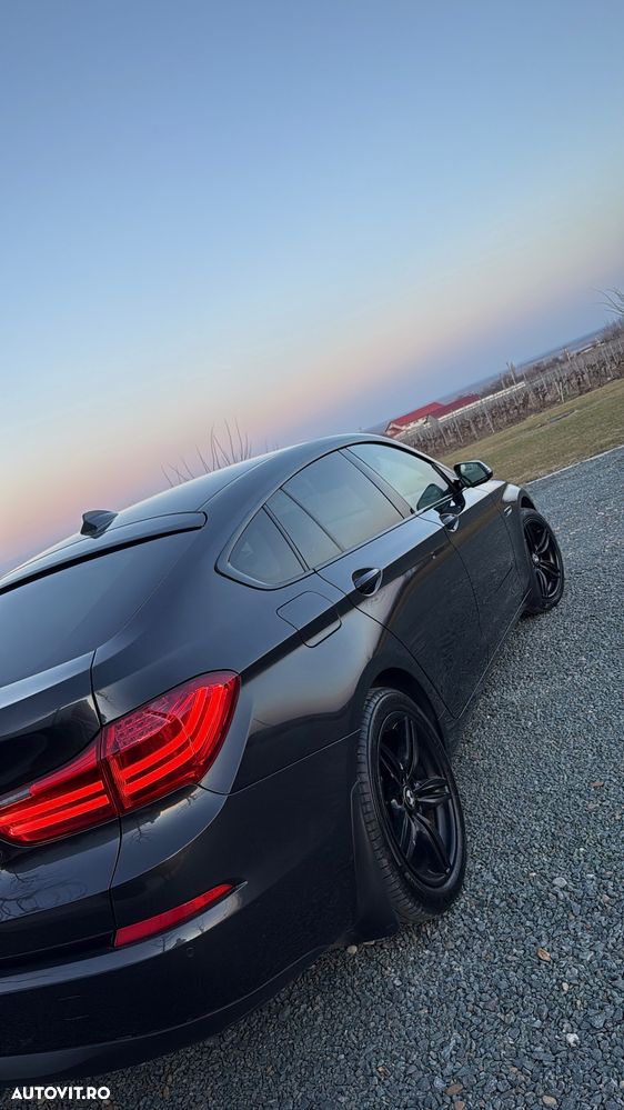 BMW Seria 5 520d Aut. Luxury Line - 11