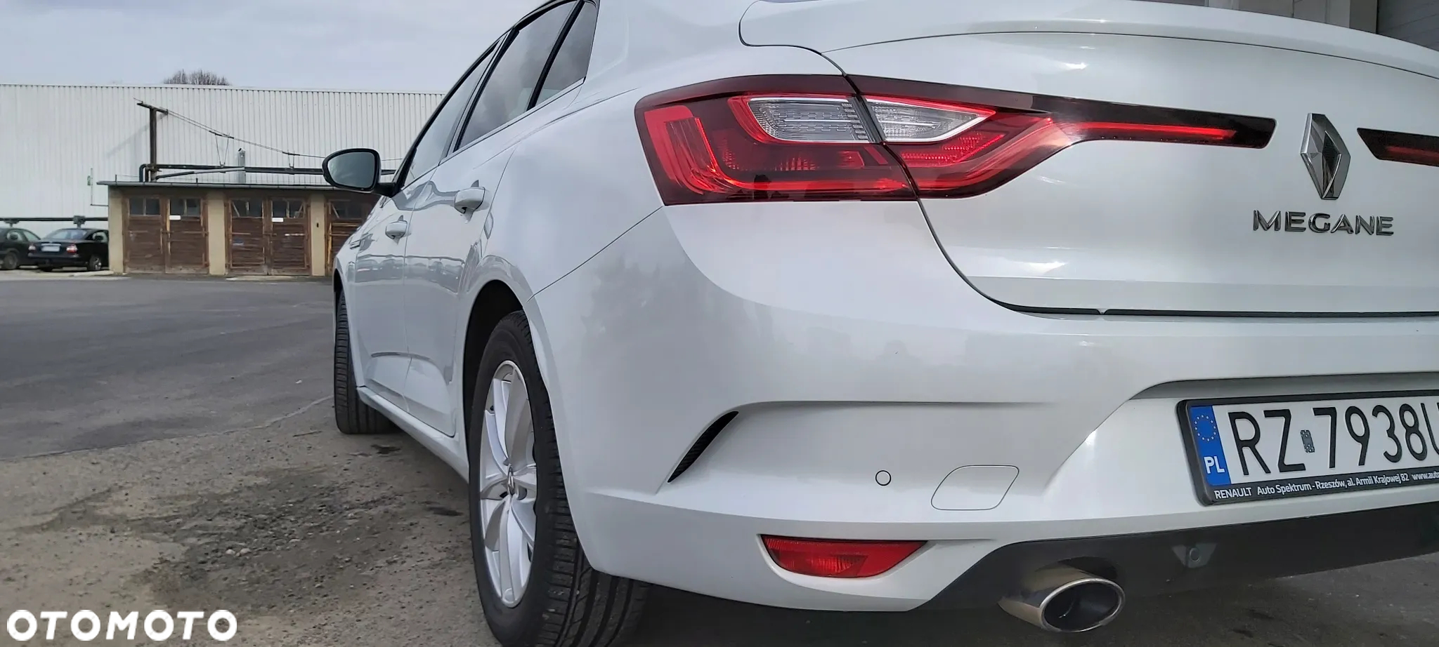Renault Megane 1.6 SCe Limited 2018 - 6