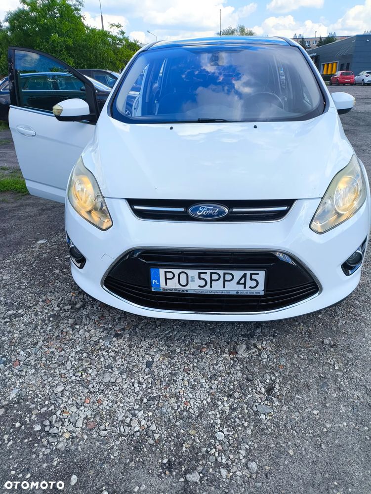 Ford Grand C-MAX - 12