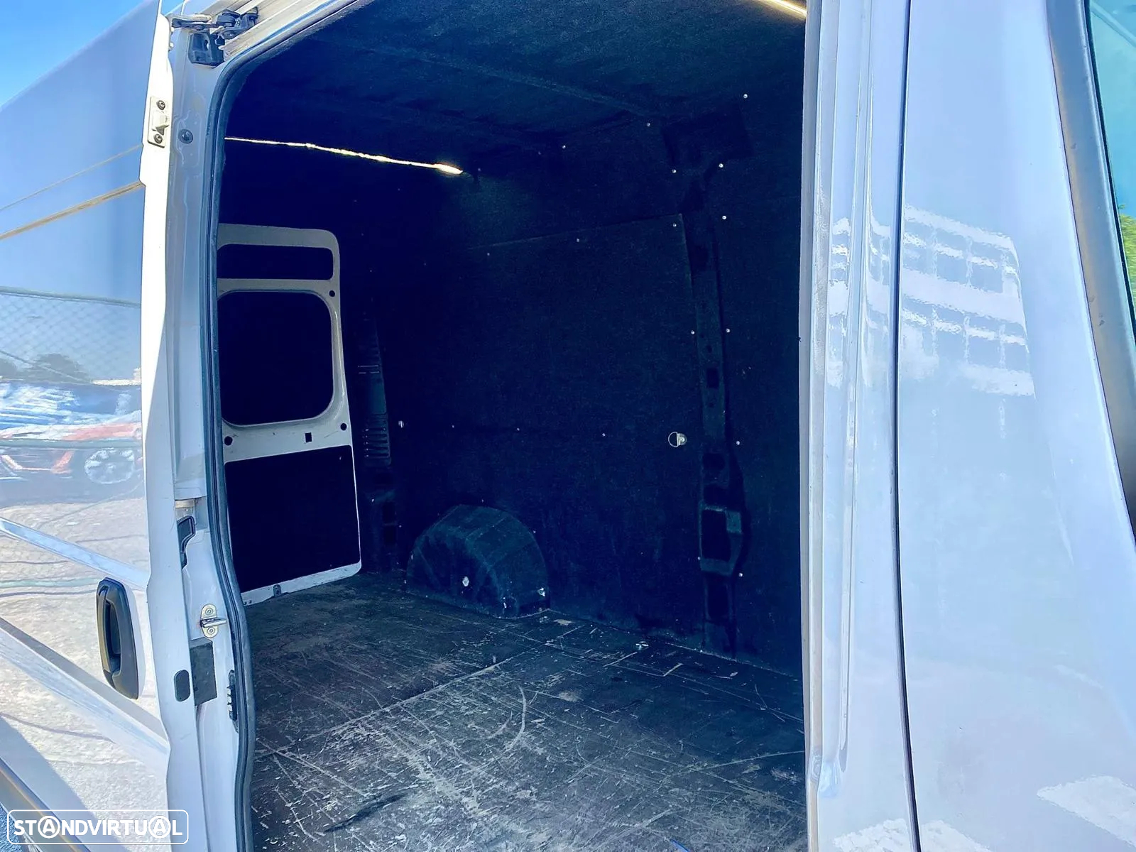 Peugeot Boxer 2.2 BlueHDi 335 L3 CD - 22