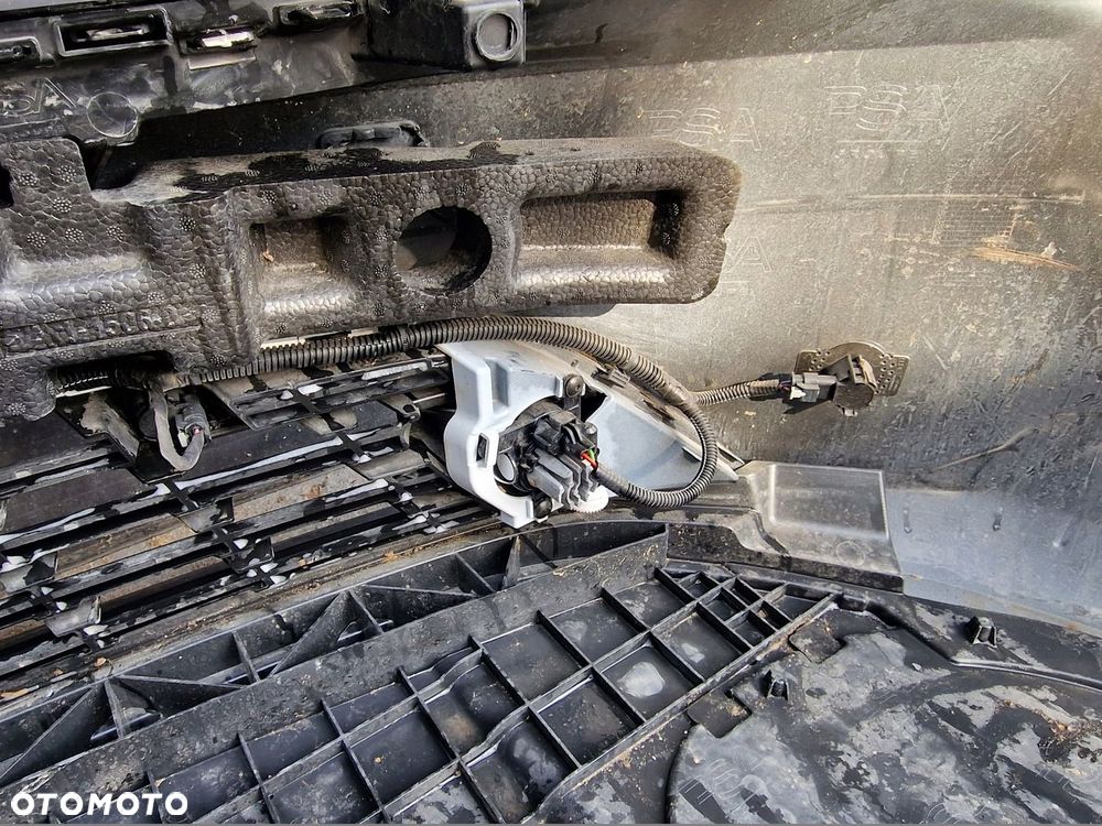 ZDERZAK PRZEDNI KOMPLETNY OPEL ASTRA L 6 - 5