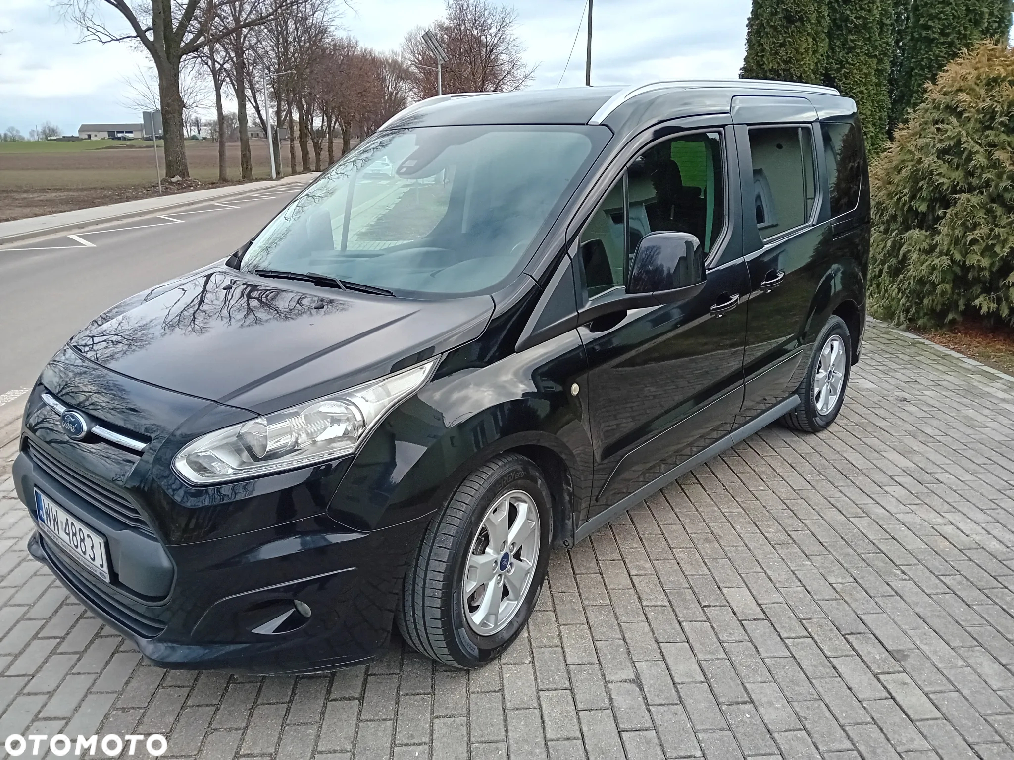 Ford Tourneo Connect 1.5 TDCi Titanium - 13