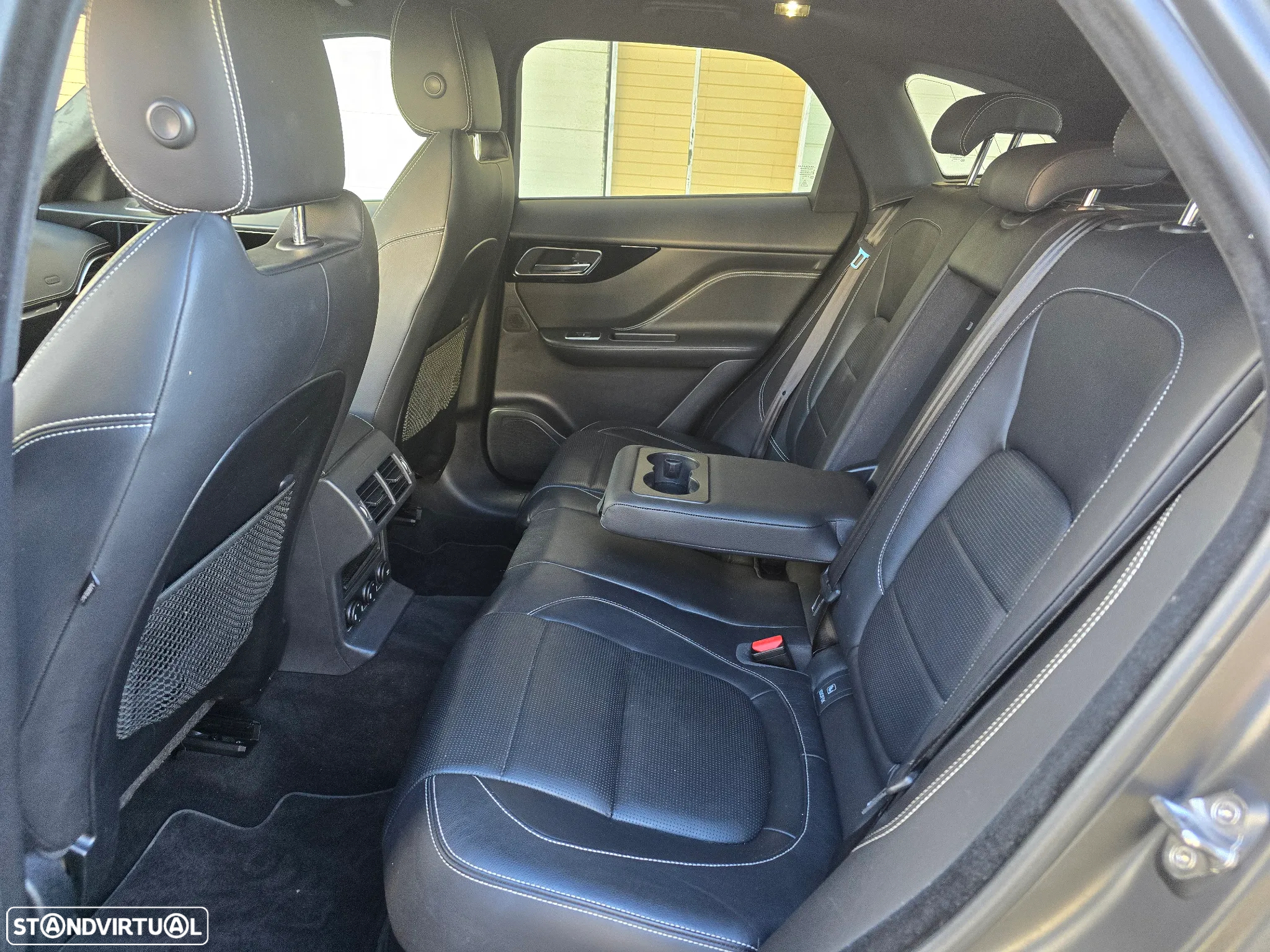 Jaguar F-Pace 2.0 i4D R-Sport Aut. - 16
