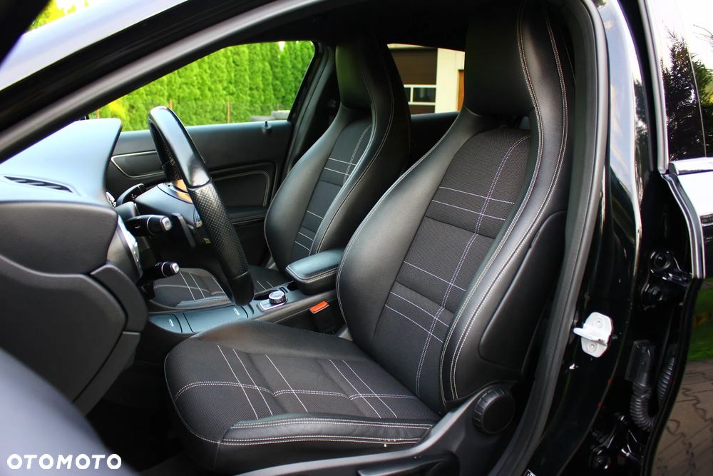 Mercedes-Benz GLA 200 (CDI) d 7G-DCT AMG Line - 25