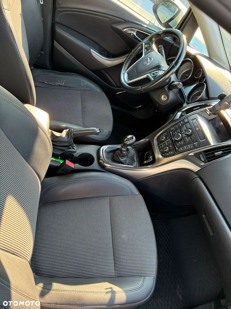 Opel Astra 1.6 T Sport - 10