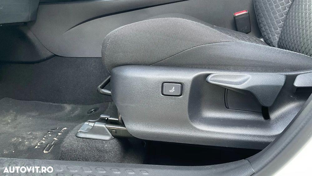 Toyota C-HR 1.8 HSD 122 CP 4x2 CVT Core - 33