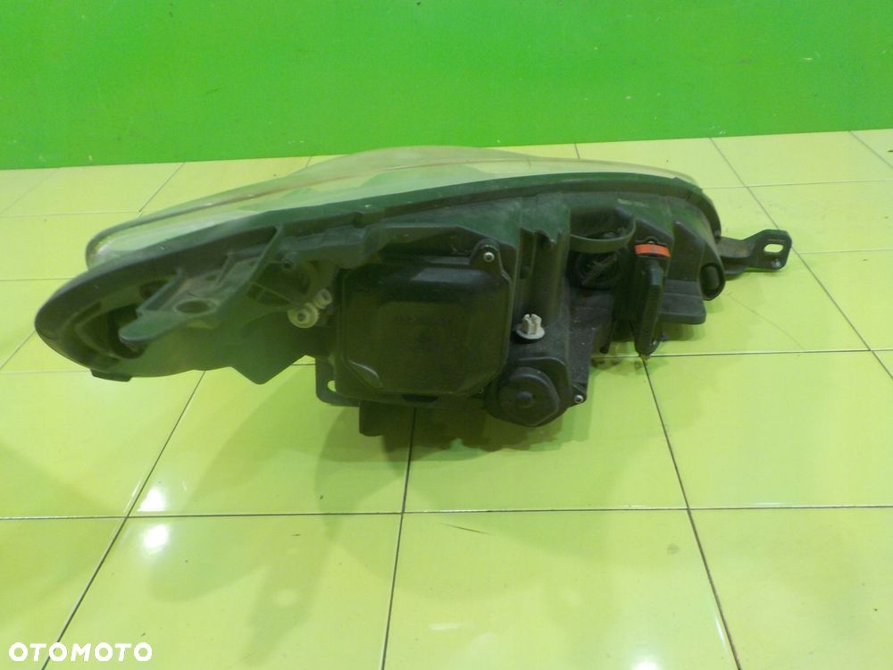 PEUGEOT 407 COUPE 3.0 V6 06r 2D COUPE lampa lewa przod XENON - 14