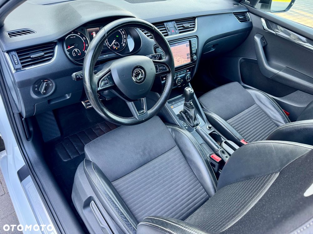 Skoda Octavia 2.0 TSI RS DSG - 12