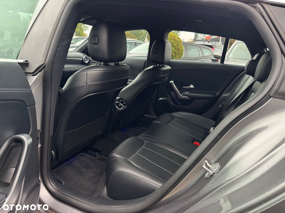 Mercedes-Benz CLA - 19