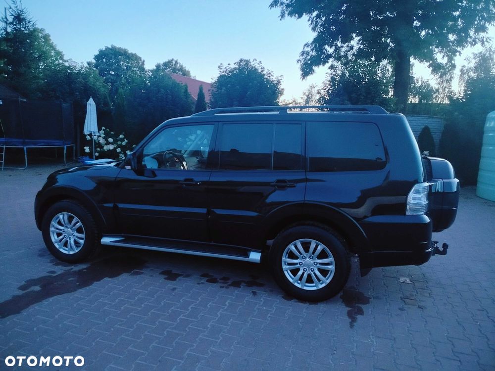 Mitsubishi Pajero 2018 photo 4