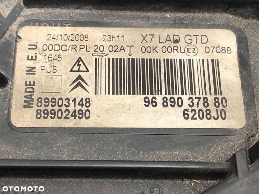 REFLEKTOR LEWY PRZÓD XENON  CITROEN C5 III (RD_) 2008 - 2022 2.0 16V 103 kW [140 KM] benzyna 2008 - - 8