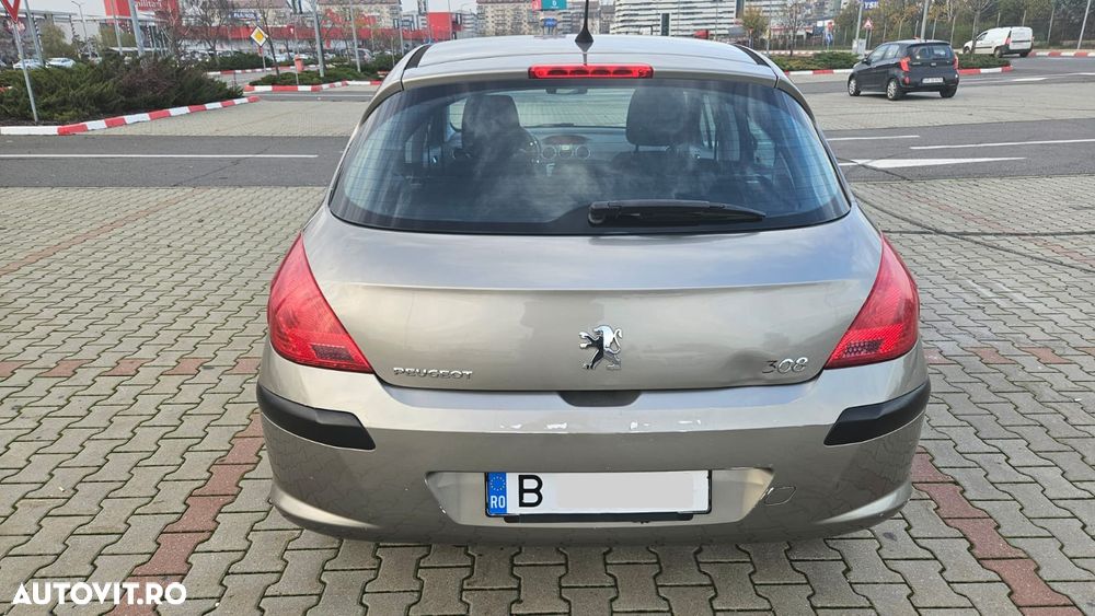 Peugeot 308 - 4