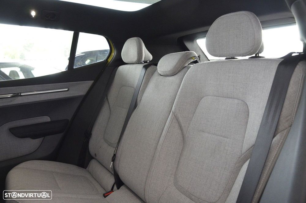 Volvo EX30 69 kWh Single Motor Extended Range Ultra - 16