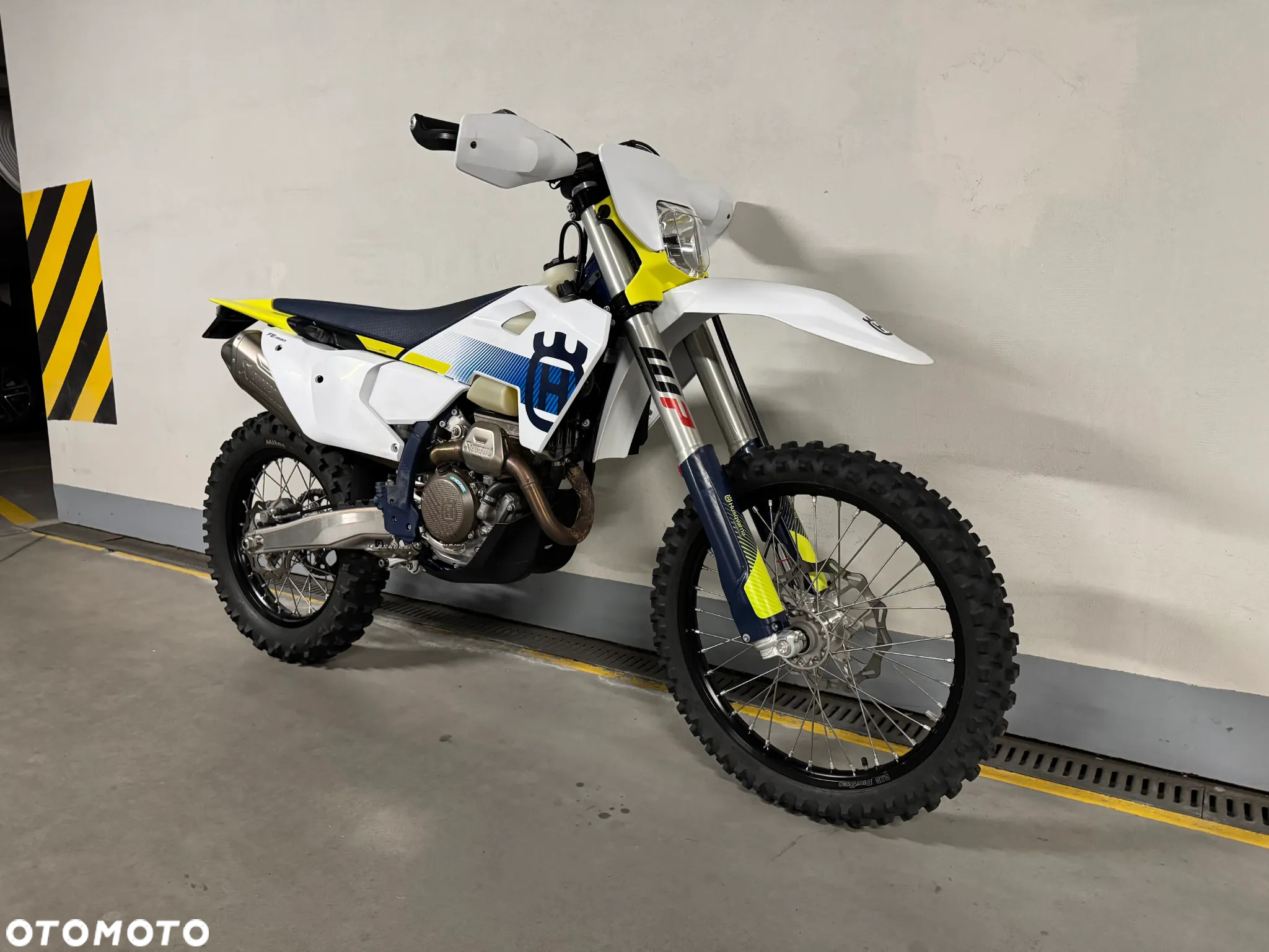 Husqvarna FE