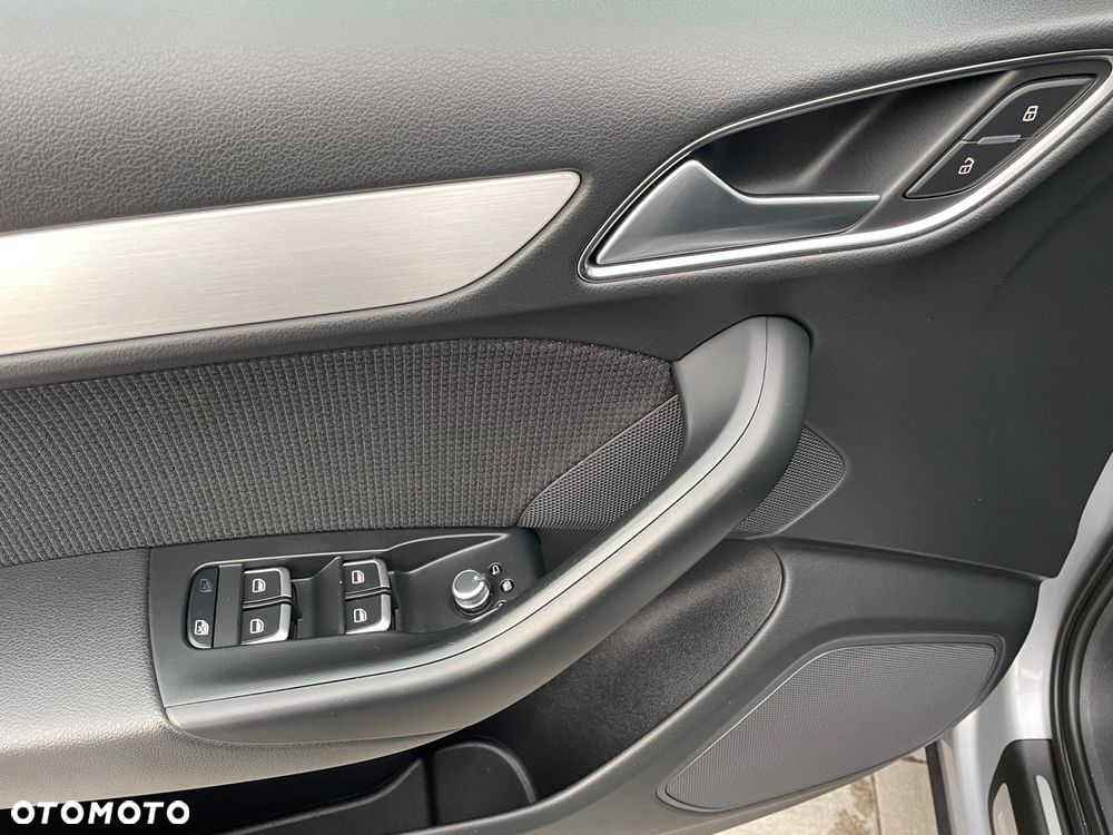 Audi Q3 2.0 TDI Sport S tronic - 17