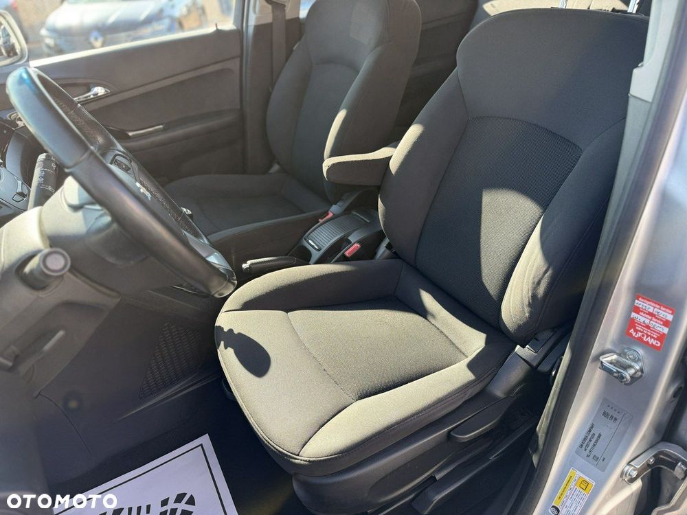 Chevrolet Orlando 2.0 D LT+ - 17