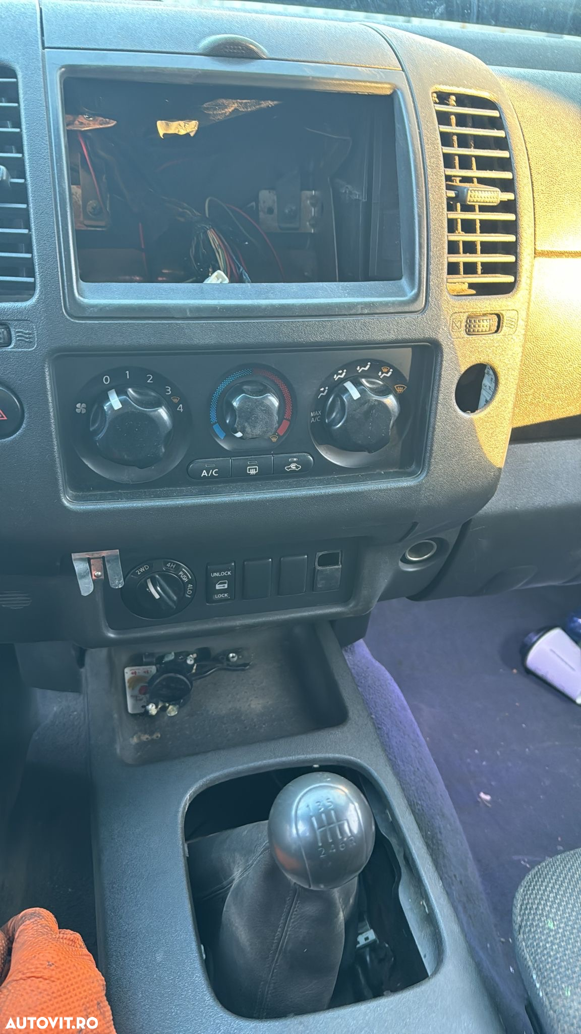Dezmembrări piese și accesorii Nissan Navara Pathfinder D40 2006-2010 Euro 4, motor YD25DDTI 2.5dci, 174 CP Volan pe stanga - 9