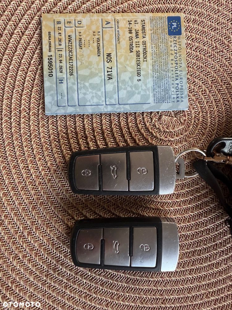 Volkswagen Passat 1.6 TDI Comfortline - 18