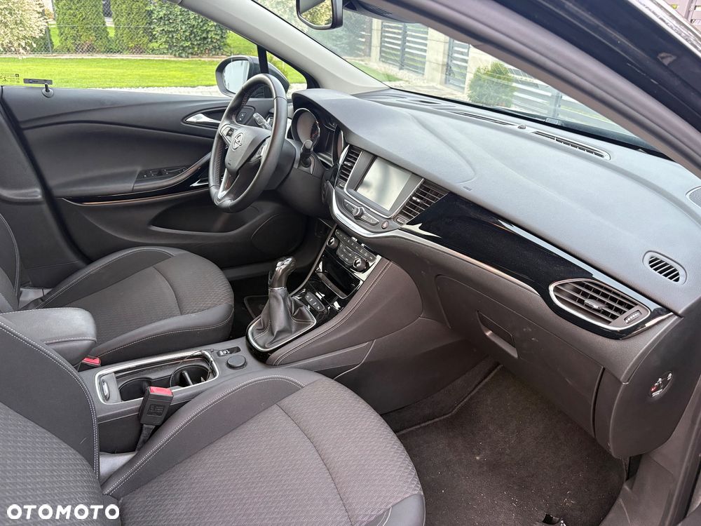 Opel Astra 1.4 Turbo Innovation - 9
