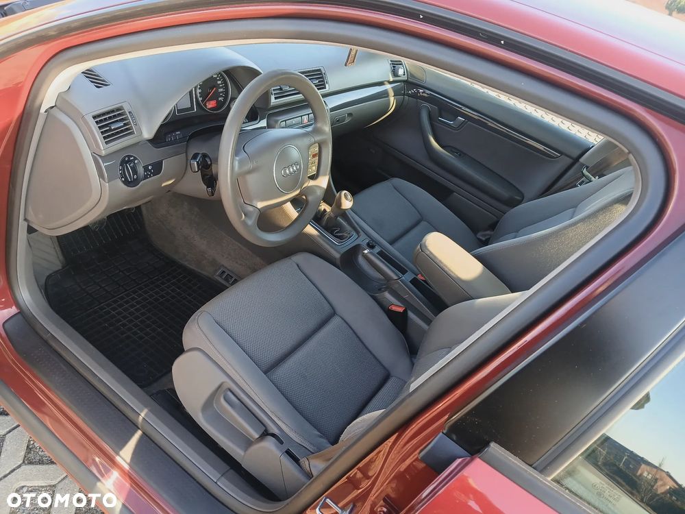 Audi A4 Limousine 2 - 26