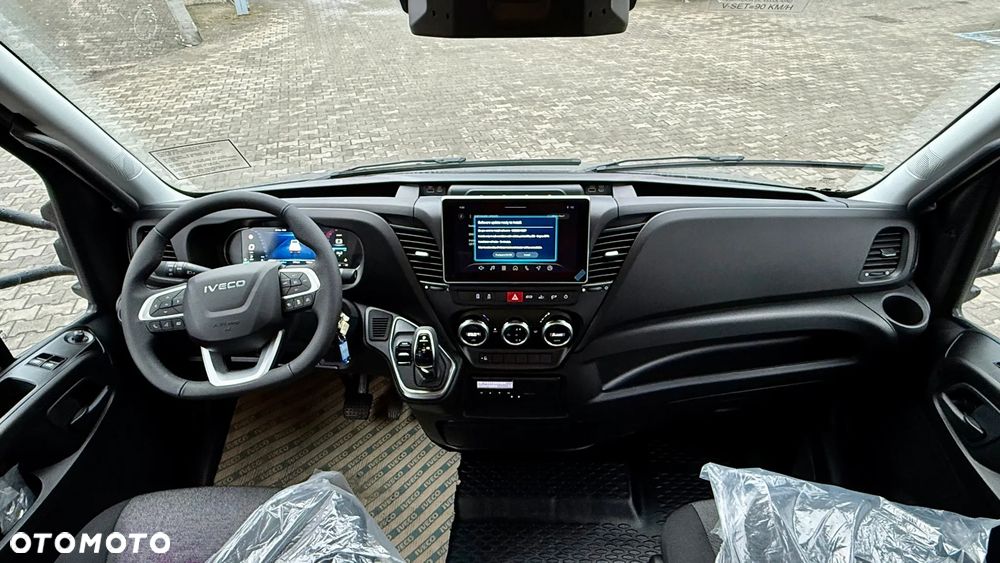 Iveco Daily 70C18 - 12