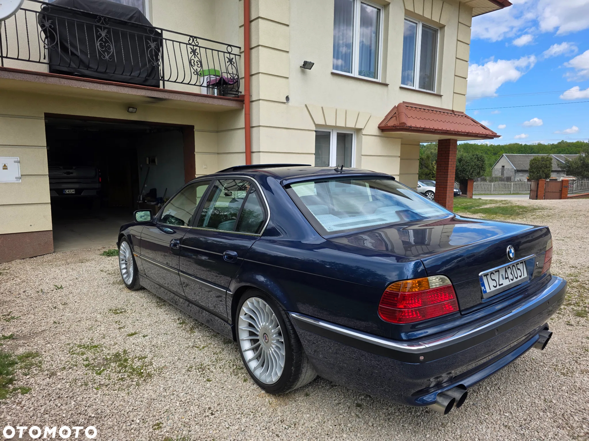 BMW Seria 7 735i - 3