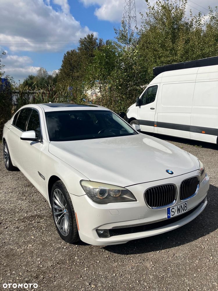BMW Seria 7 740Li - 3