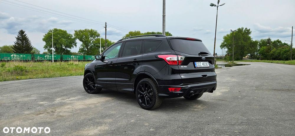 Ford Kuga 1.5 EcoBoost 2x4 ST-Line - 5