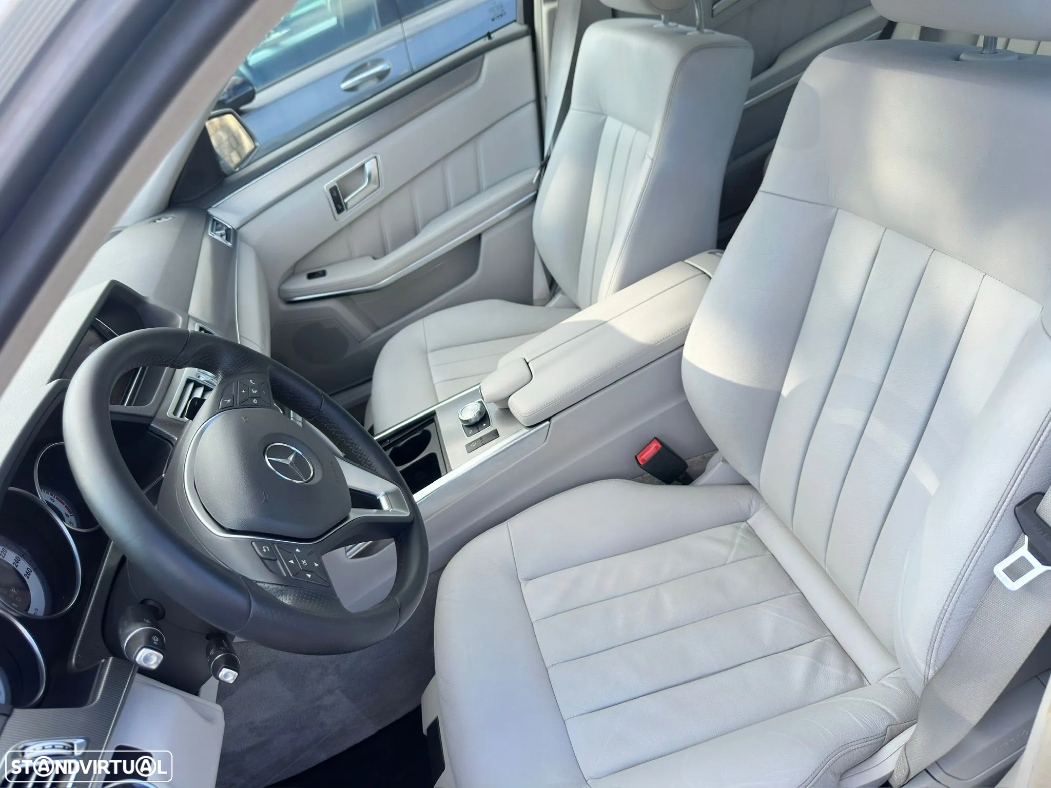 Mercedes-Benz E 300 Bluetec Hybrid Avantgarde 107g - 13