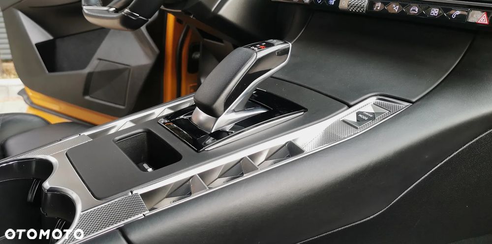 DS Automobiles DS 7 Crossback 1.6 E-Tense Rivoli - 32