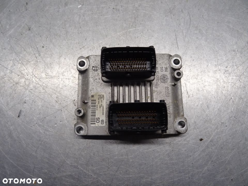 OPEL CORSA C LIFT HB 5D 03-06 1.2B KOMPUTER STEROWNIK SILNIKA 55350552 / 0261207962 - 1