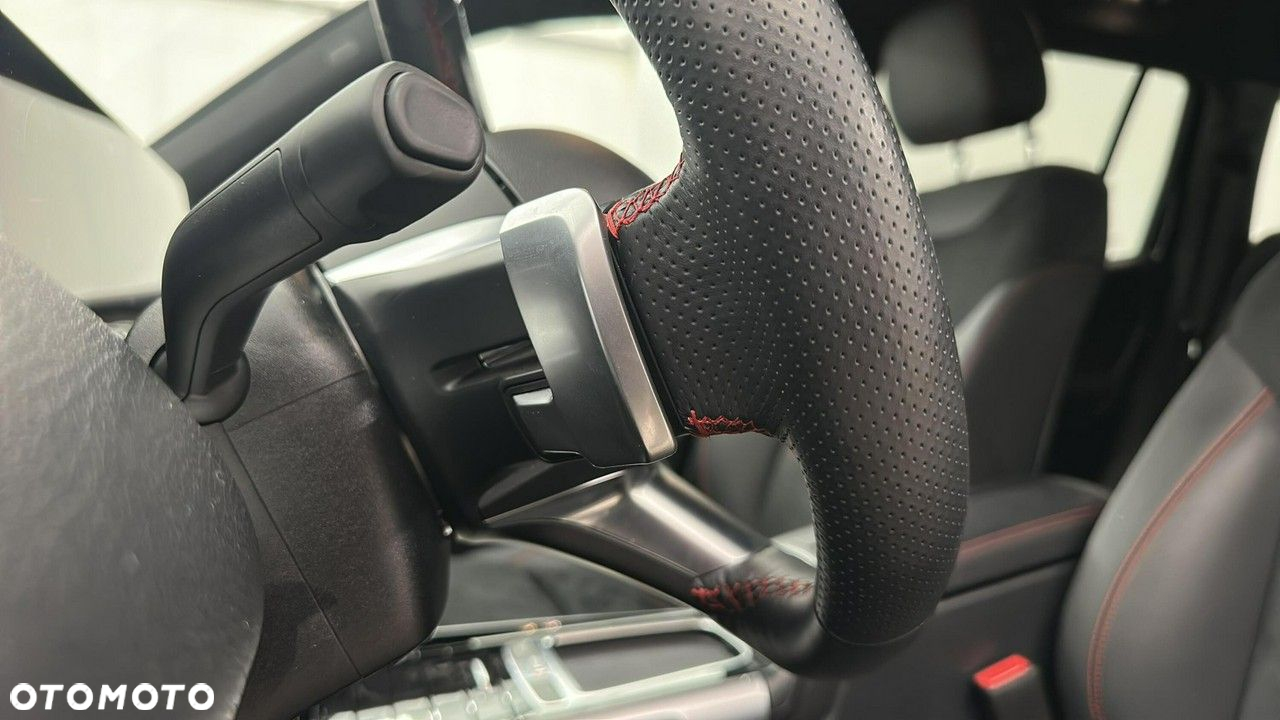 Mercedes-Benz GLB 200 d 4-Matic 8G-DCT - 28