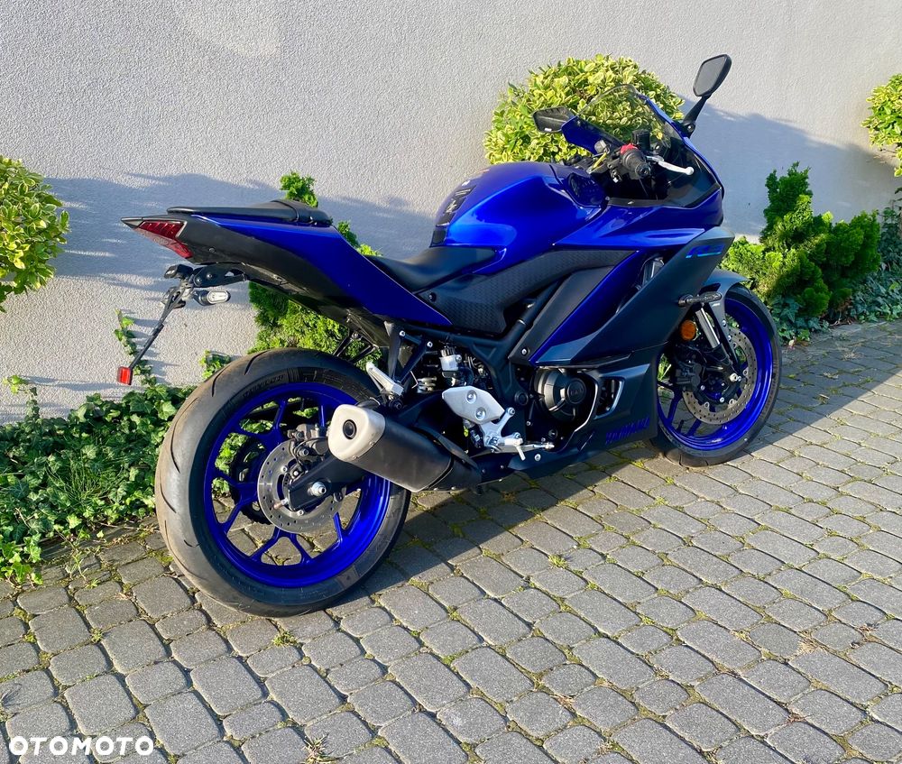 Yamaha R3 - 3