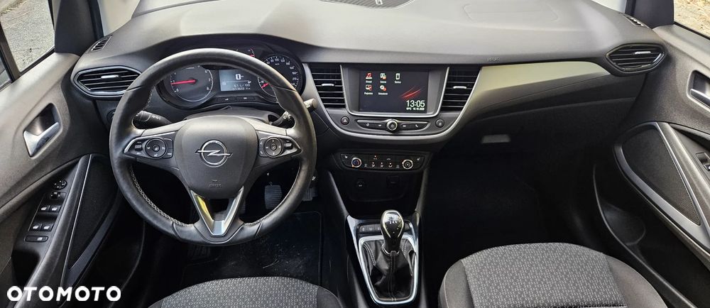 Opel Crossland X - 10
