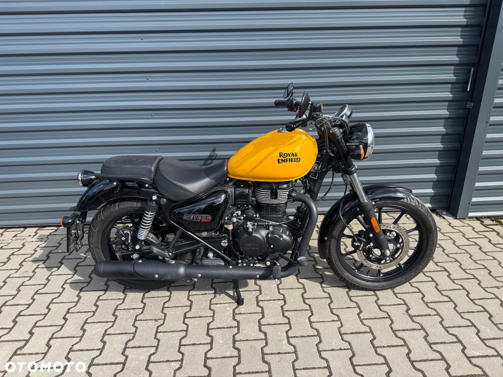 Royal Enfield Meteor - 1