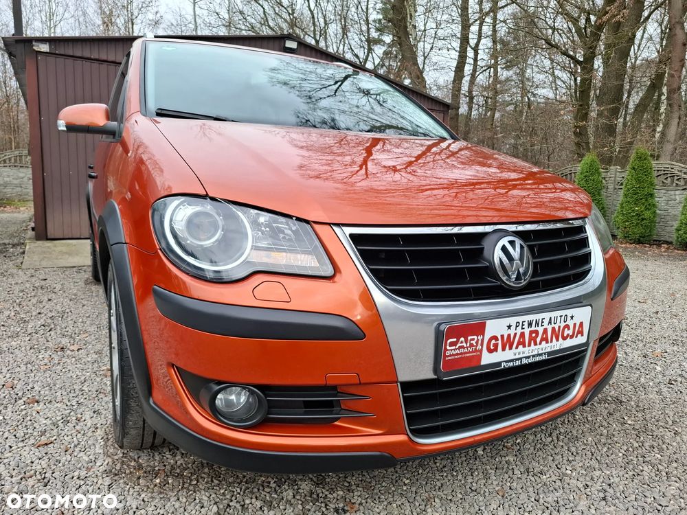 Volkswagen Touran 1.4 TSI Cross - 3