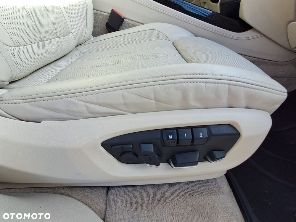 BMW X5 xDrive40d - 10