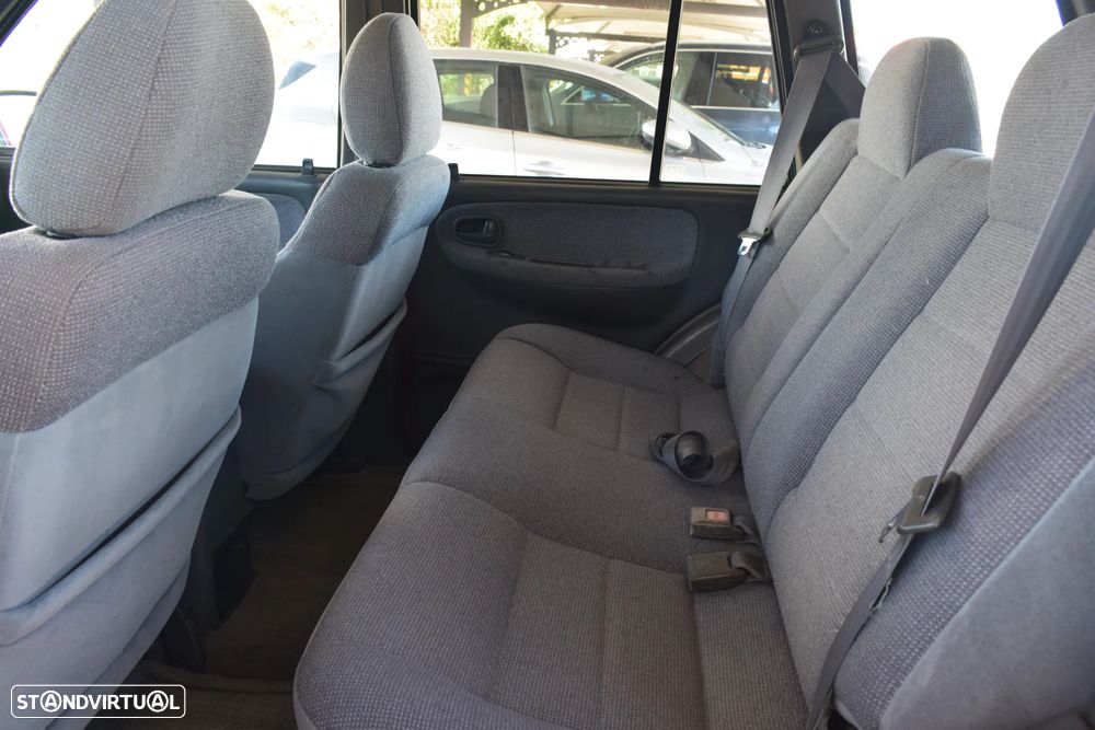 Kia Sportage - 12