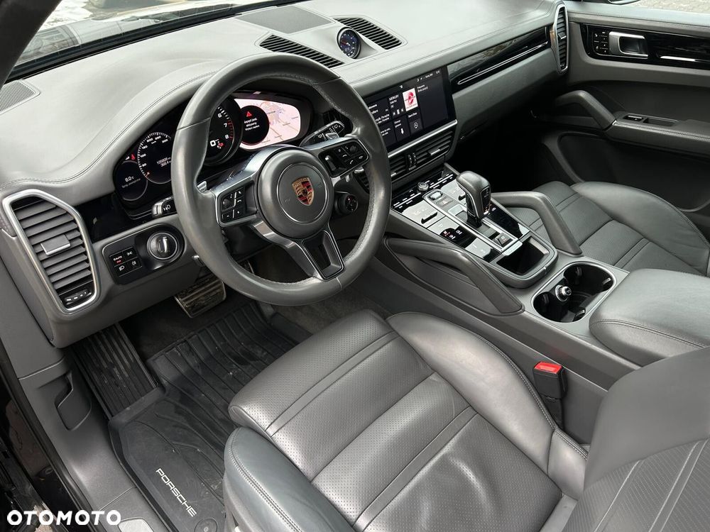 Porsche Cayenne S - 8