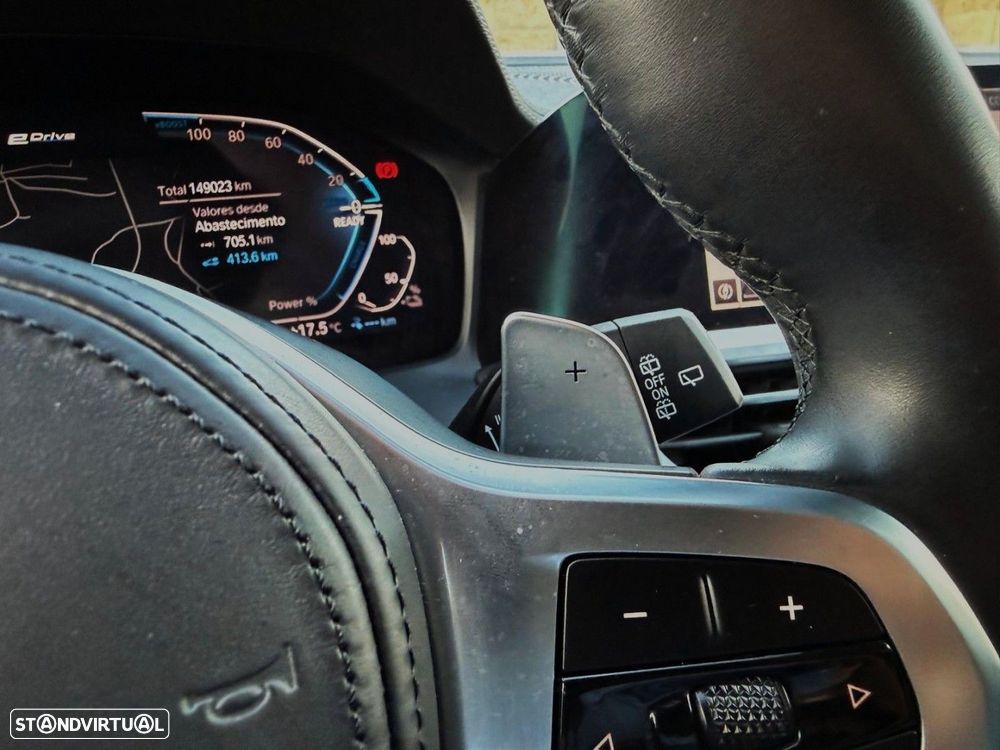 BMW 330 e Touring Pack M Auto - 27