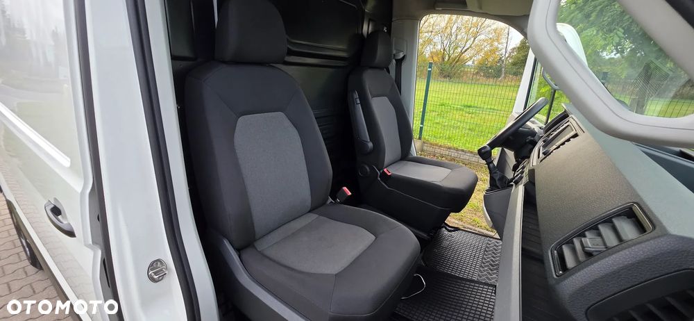 Volkswagen CRAFTER - 21