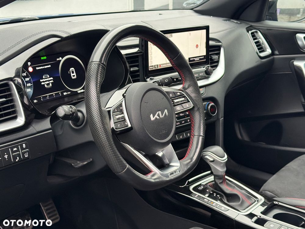 Kia ProCeed 1.6 T-GDI GT DCT - 8
