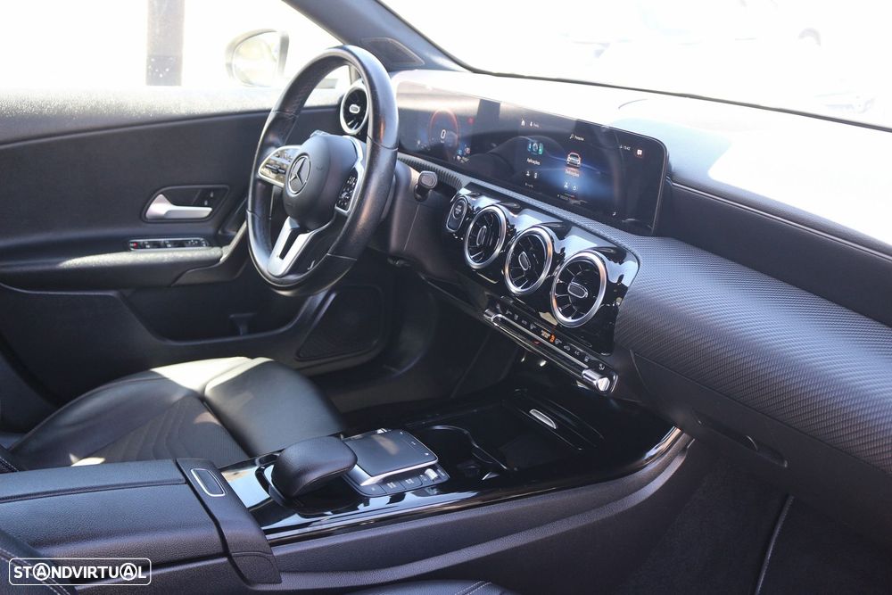 Mercedes-Benz A 250 e Style Plus - 35