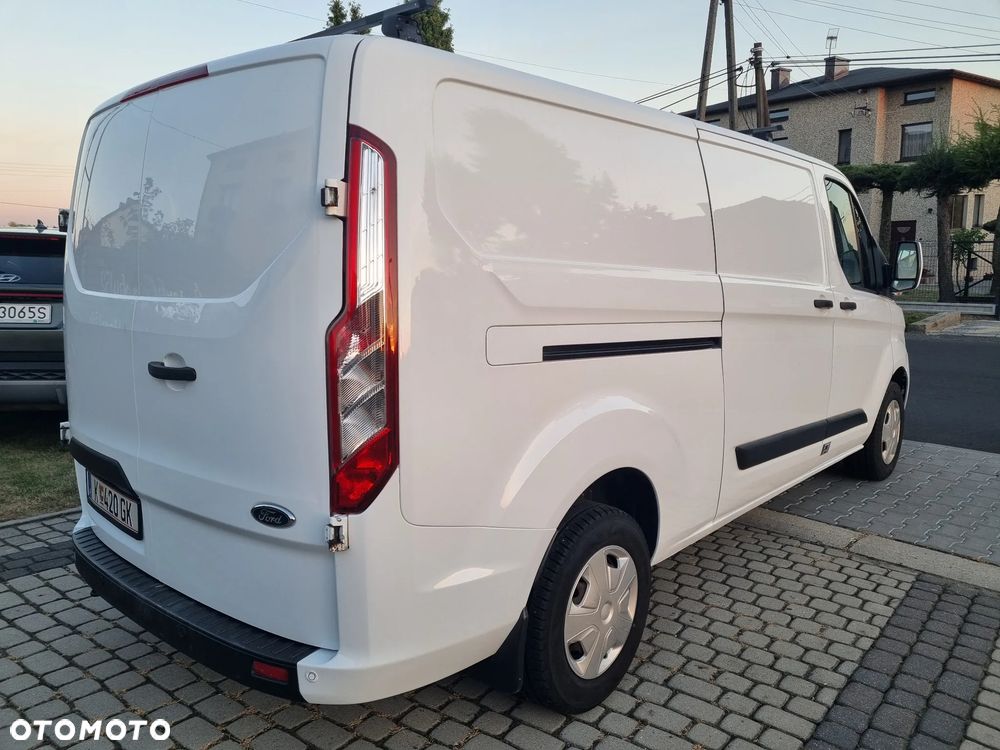 Ford Custom L2H1 - 5
