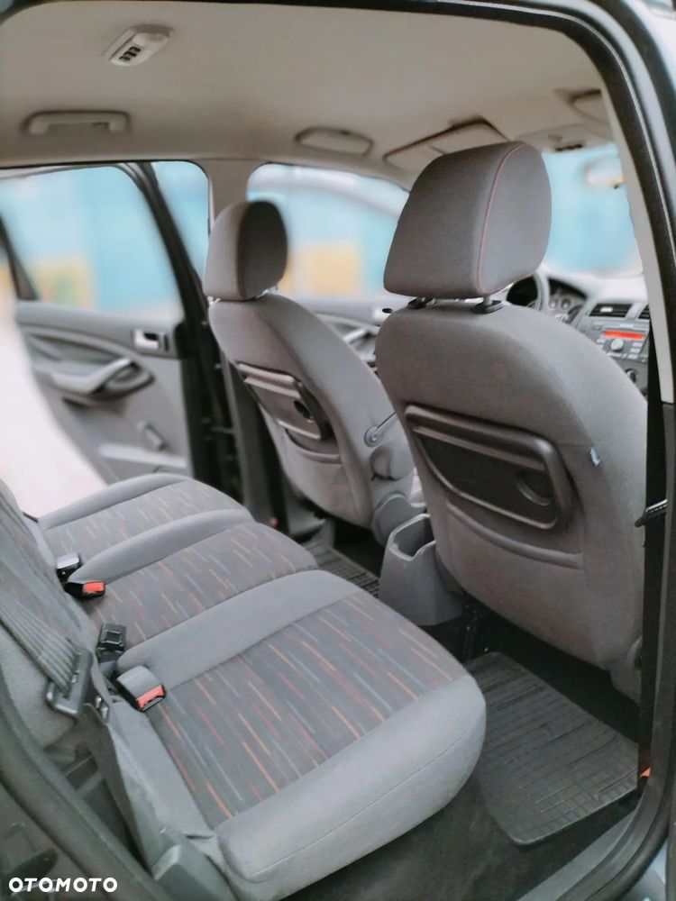 Ford Focus C-Max - 22