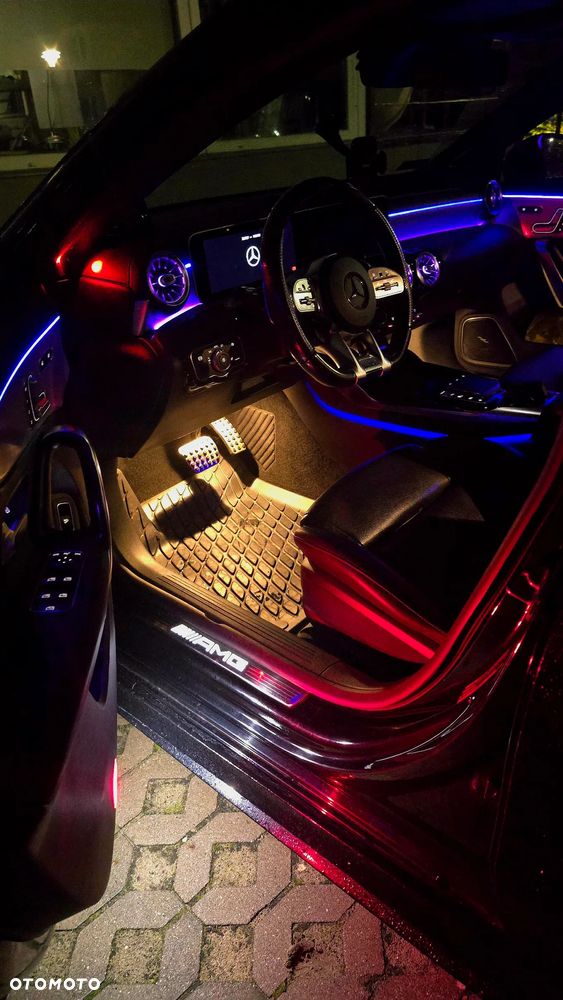 Mercedes-Benz CLA AMG 35 4-Matic 7G-DCT - 23