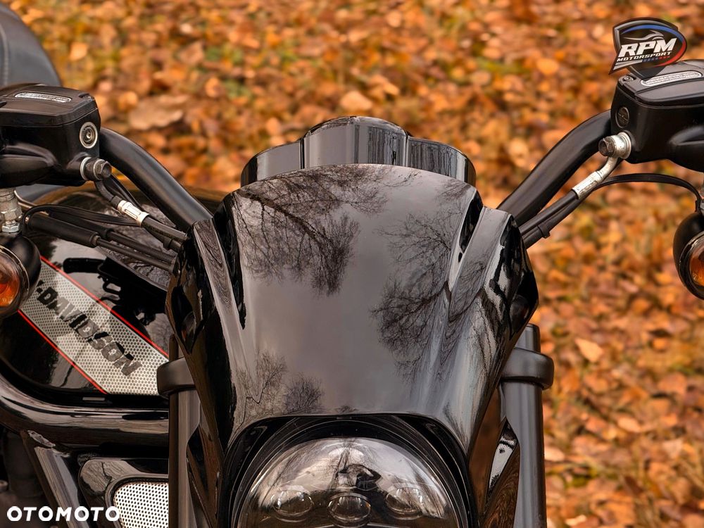 Harley-Davidson V-Rod Night Rod - 13